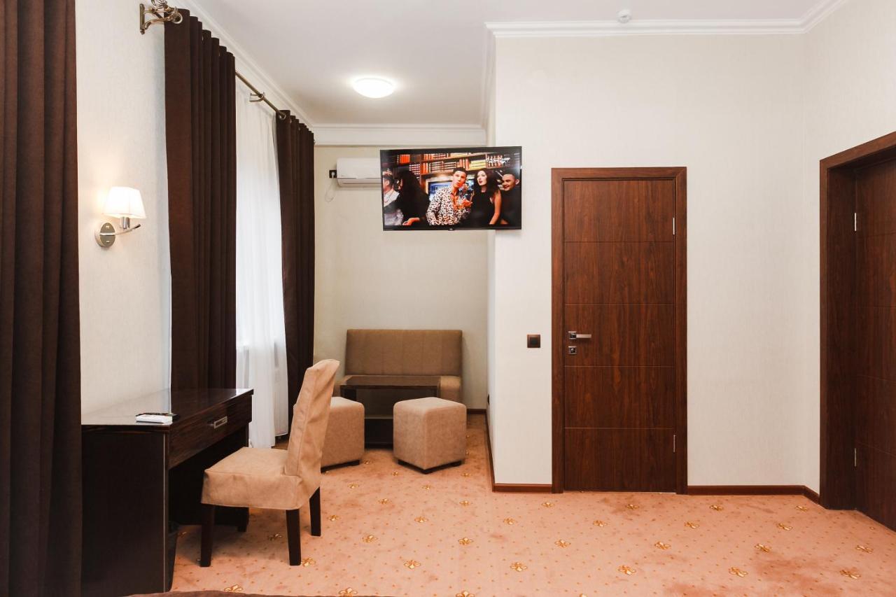 Beluga Hotel Atyrau Bagian luar foto