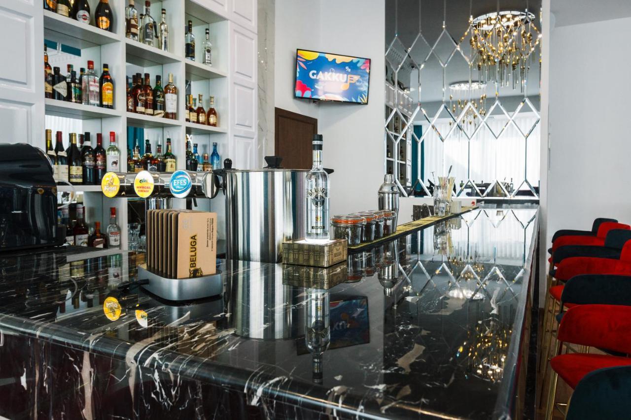 Beluga Hotel Atyrau Bagian luar foto