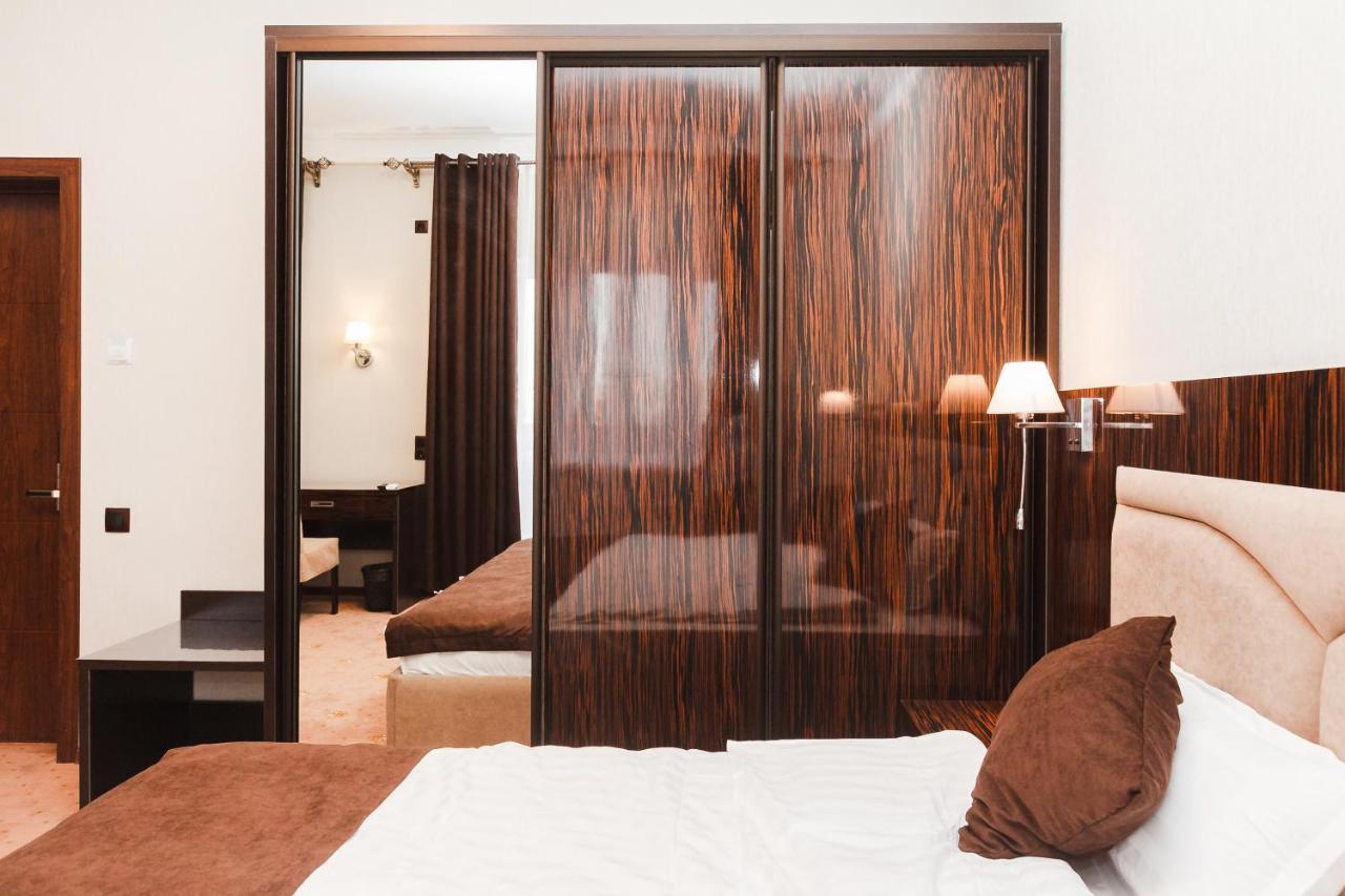 Beluga Hotel Atyrau Bagian luar foto