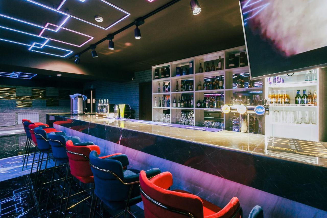 Beluga Hotel Atyrau Bagian luar foto